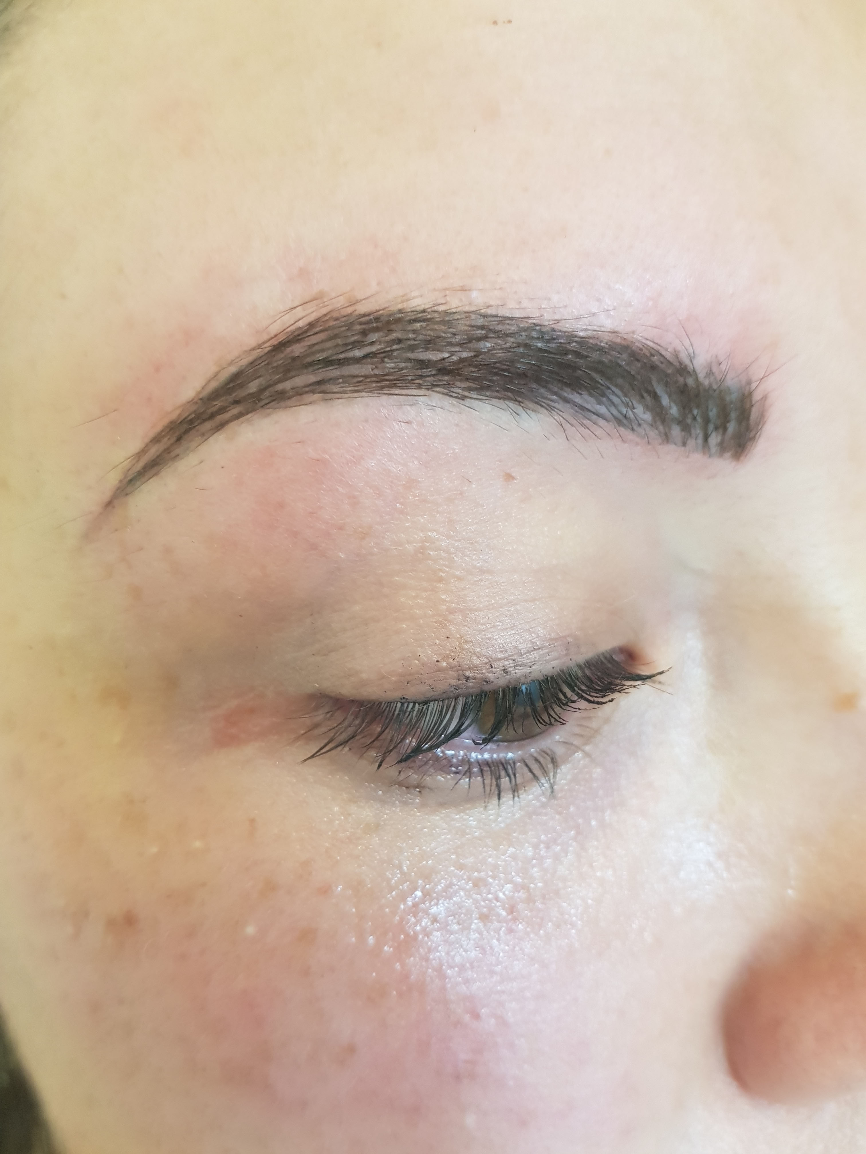 Microblading eye brow after